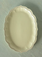 Load image into Gallery viewer, Ovalt fad fra Nicola Fasano Mariposa creme 44 cm
