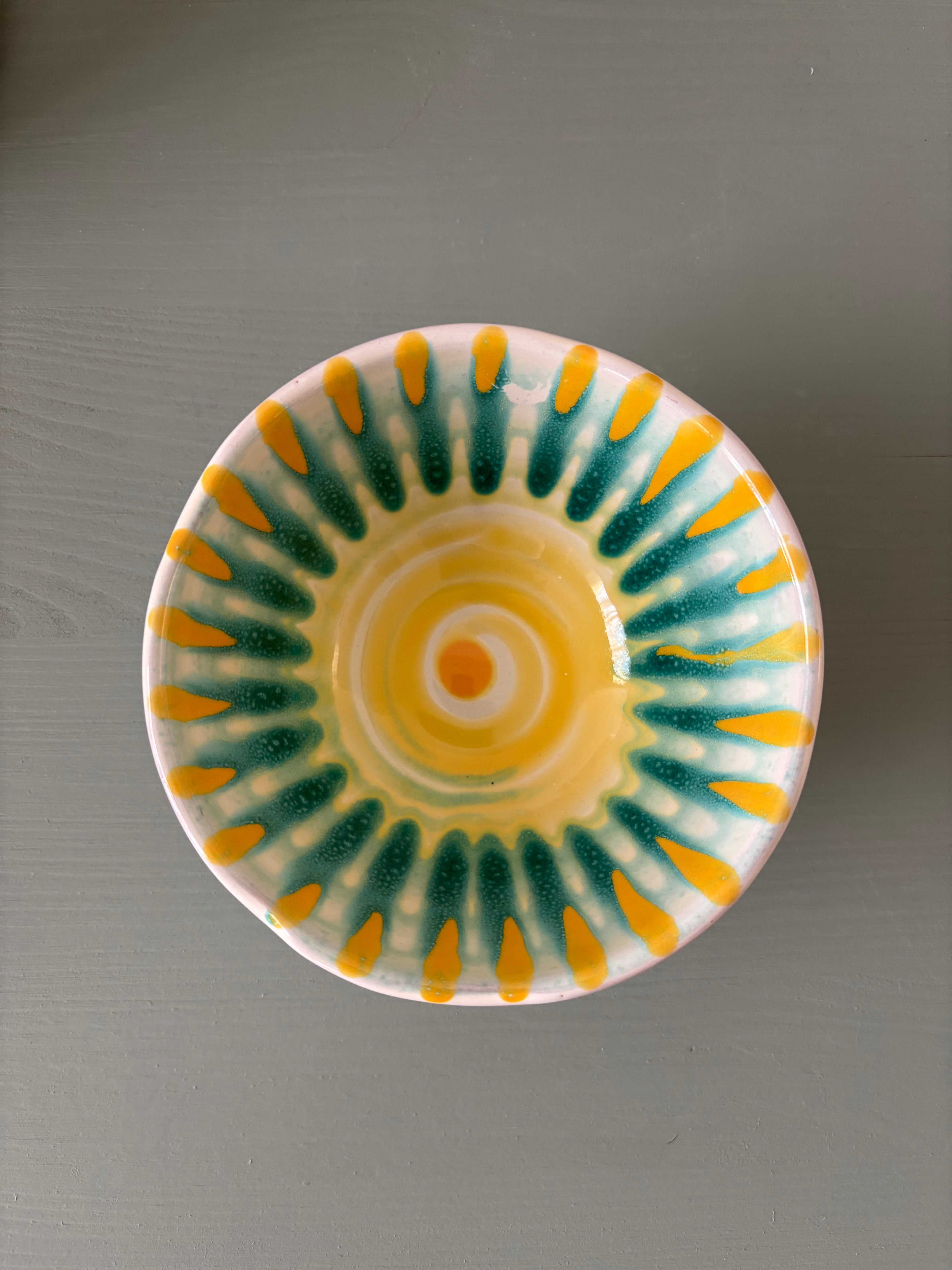 Teo farverig skål #143 - 12 cm