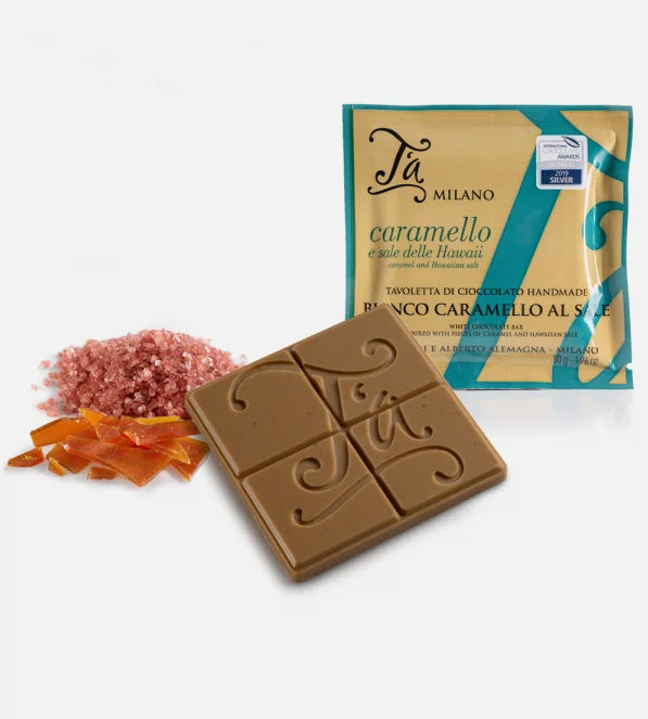 White chocolate bar flavored with caramel and Hawaiian salt - 50 gr.